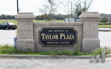 Taylor Plaza: 7711 Averiett Dr, Montgomery, AL 36116
